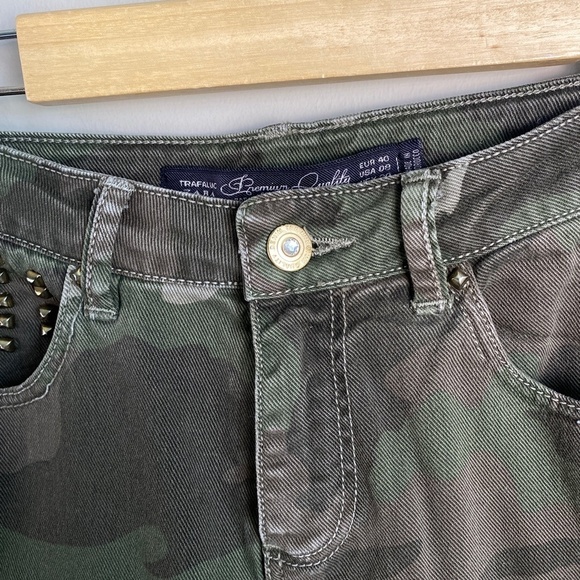 Zara Trafaluc Women's Denim Camouflage Skinny Jeans 8 Studded Accents Stretch - Picture 6 of 16
